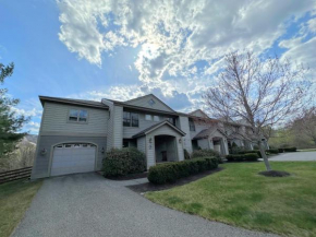 SH3 Luxurious Stonehill Townhouse in Bretton Woods with Magnificent View